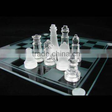 GLASS CHESS SET photo-2
