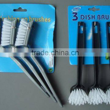 Cleaning brushes