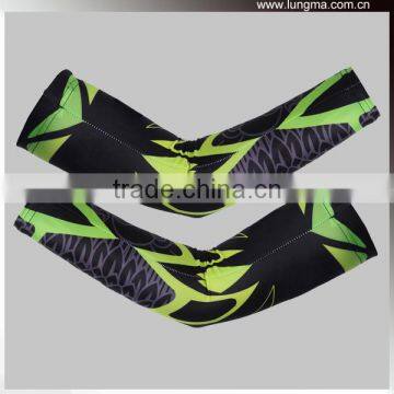 Sublimated Compression Arm & Calf SEAMLESS Sleeves photo-2