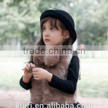 Girls Faux Fur Vest European Style Kids Fashion Waistcoat 2-10 Years Winter Warm Jacket Children Soft Outwear New Arrival photo-2