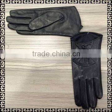 2016 Fashion Women Sheep Black Leather Dress Gloves Women With Button