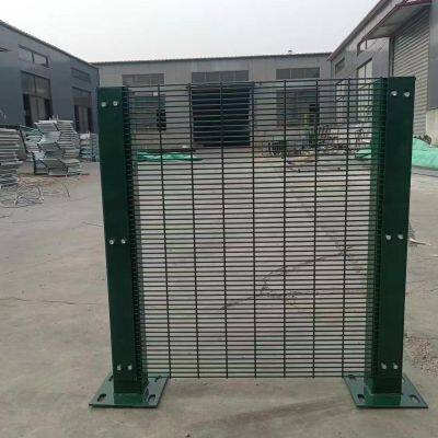 Custom-Sized Welded Mesh with High Tensile Strength for Architectural and Decorative Use