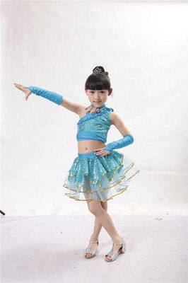 Сценические костюмы для выступлений