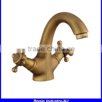 royal double handle deck mouted basin faucet