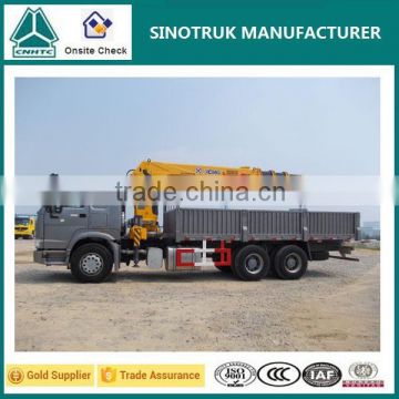 China military vehicle manufacturer SINOTRUK truck with crane 10 ton, truck mounted crane