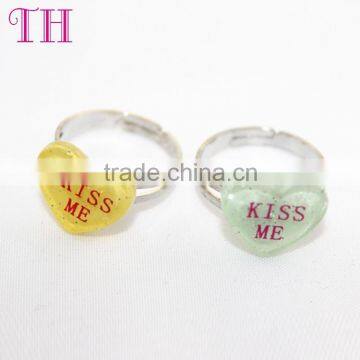 Happy Glitter Face Shaped Ring Plastic Toy Kids Finger Plastic Ring for Children photo-5
