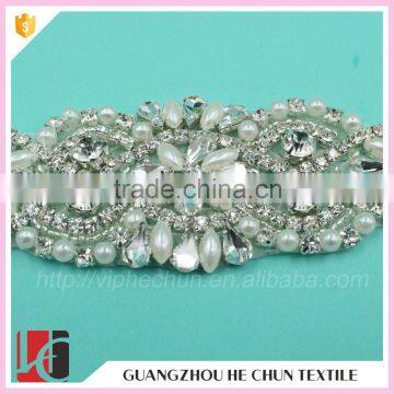 HC-3426 Hechun Hot Fix Crystal Neckline Applique for Fashion Clothes photo-4