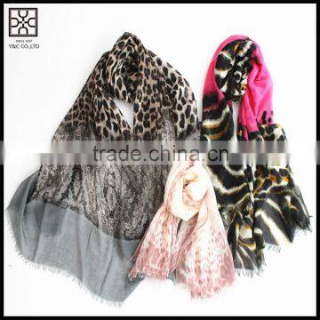 2015 New Design Light Weight Lady Cheap Scarf for Spring and Summer photo-4