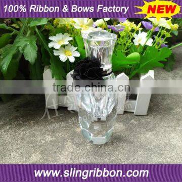 Satin & Lurex Ribbon Bow On Perfume Bottle photo-3