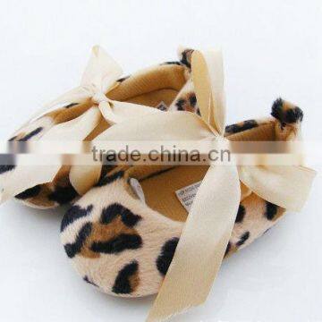 Lovely toddler shoe, leopard mother care baby shoe