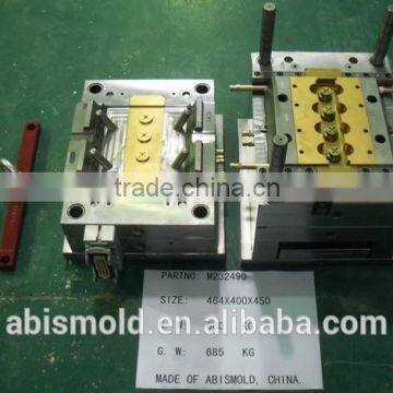 Plastic injection mould and moulding Mould Maker provide 4 cavities hot runner molds for Auto parts