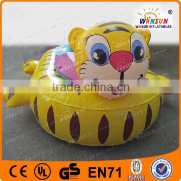 Popular Water Playing Hot Sale Inflatable Battery Aqua Bumper Boat