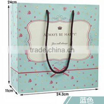 Custom Printed Recycle Decorative Christmas Paper Bags With Handles photo-2