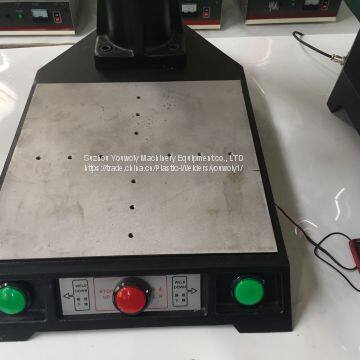 Ultrasonic Welding System for Automotive Plastic Parts for Filter Housings photo-2