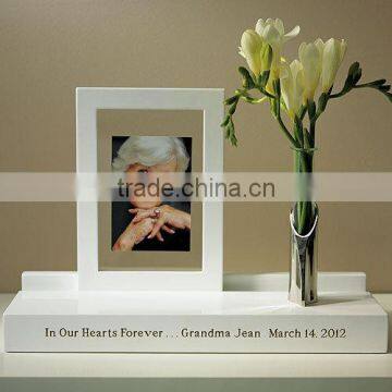 Wooden Keepsake Display Stand photo frame