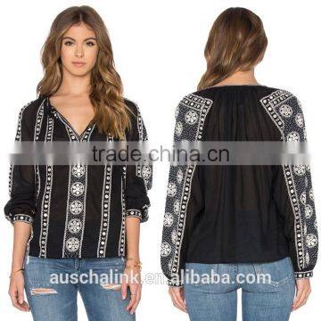 2016 Nice Design Beautiful Embellish Blouse New Pattern for Women photo-4