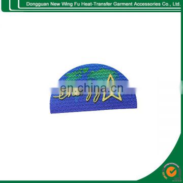 Multicolor heat transfer garment label