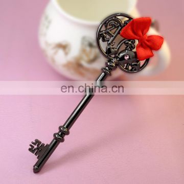 Custom metal keychain key shape key ring wholesale