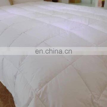 Light And Pressureless Home Hotel Duck Down Fiber Duvet Quilt With Silk Waterproof Fabric