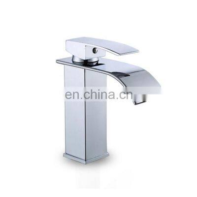 Hot and Cold Basin Faucet Tap Bath 360 Degree Swivel Single Handle Water Mixer