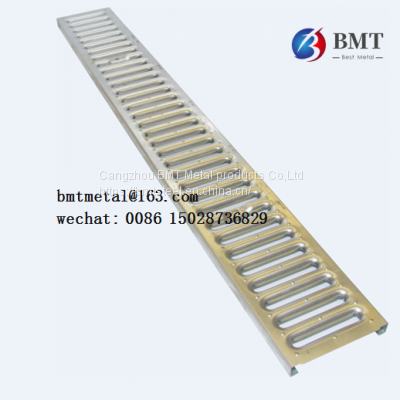 Metal drain grille