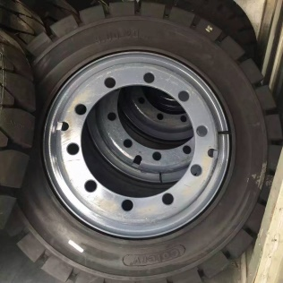 900R20 Solid Truck Tyre photo-4