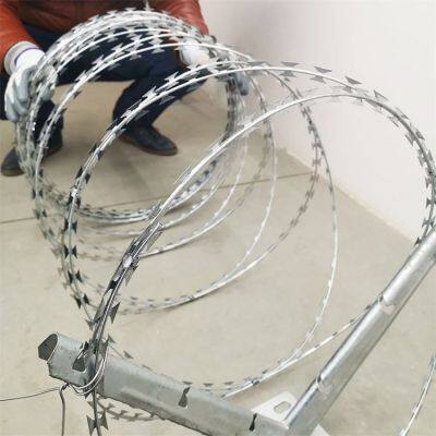 Stainless Steel Razor Wire 304 Grade for High-Corrosion Areas photo-5