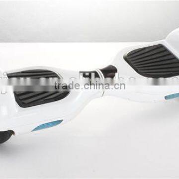 UL2272- White Fashionable Smart Unicycle Electric Scooter for Young Generation