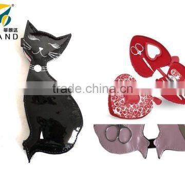 YangJiang Factory Manufacture 5pcs Funky Cat-shape Kids Trim Manicure Set photo-2