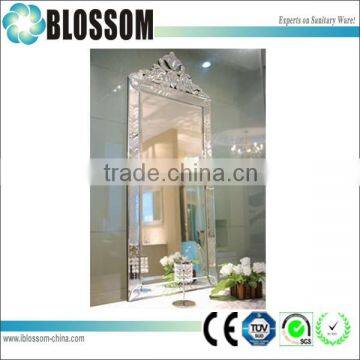 Baroque design crowned Venetian unique decorative wall mirror                        
                                                Quality Choice