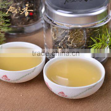 Healthy scented jasmine green tea with acrylic can