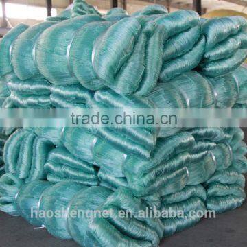 Double knot green nylon fishing net