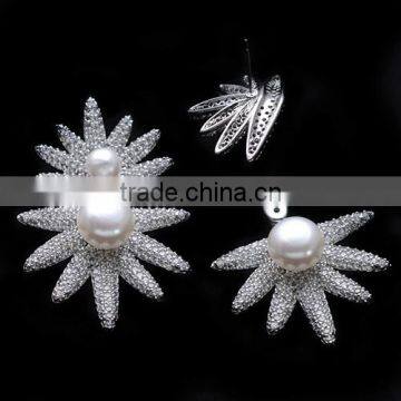 Top quality star earrings with pearls and cubic zirconias