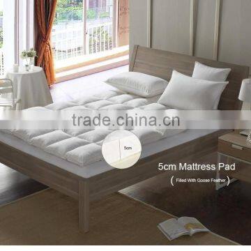 King Twin or Single Quilted Waterproof Mattress Pad photo-3
