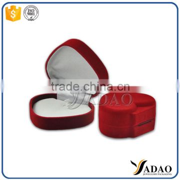 Customized flocking red rolling jewelry package case