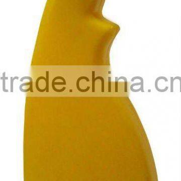 500ml PE Flat Plastic Spray Bottle for Liquid Packaging