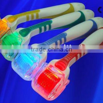 2011 portable CE patent 405nm+633nm high energy narrow spectrum photon therapy red LED light derma roller for skin care