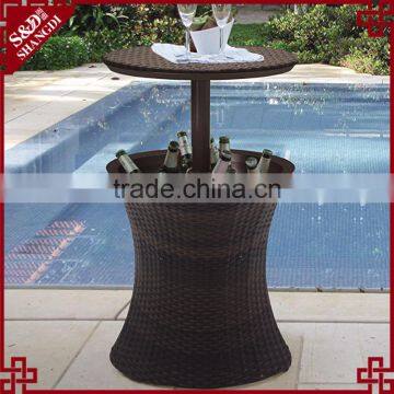 Outdoor PE rattan woven wine or beer cooler table garden patio party decorative adjustable design bulk ice bucket