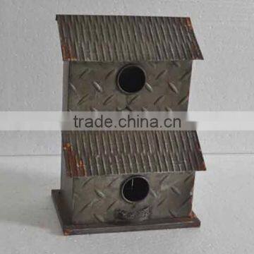 Adorable Industrial Galvenized Metal Bird Feeder House photo-5