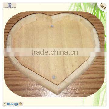 Heart Shape Flip Top Magnetic Catch Wood Box