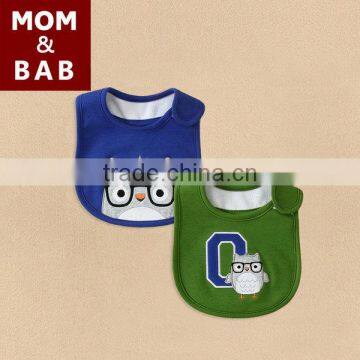 2014 MOM AND BAB Branded baby product highly quality baby bibs owl design, hot sale baby bibs