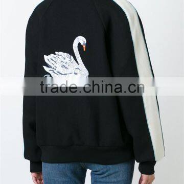 Guangzhou Shandao Wholesale Embroidered Swan Women Satin Royal Blue Coat Pant photo-4