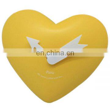 Pendulum Modern Heart Shaped Wall Clock Manufacture