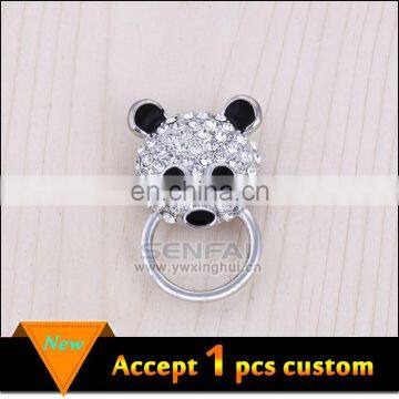 Wholesale zinc alloy rhinestone bear shape magnetic eyeglass holder