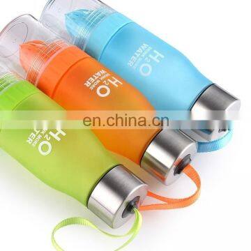 Outdoor Sports Plastic H2O Fruit Infuser Water Bottle Lemon Juice Water Bottle photo-2