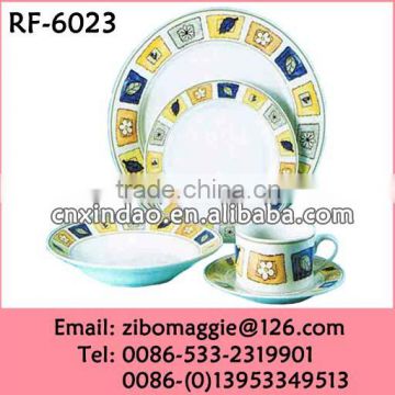 Hot Sale Flower Designed Promotion Porcelain Modern Round Dinner Set Made in China