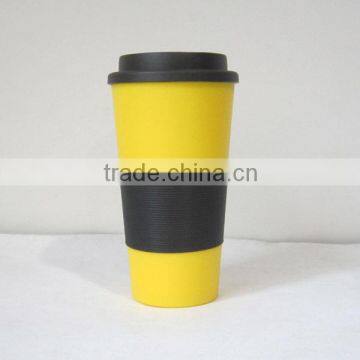 Double wall PP plastic coffee mug with TPR sleeve