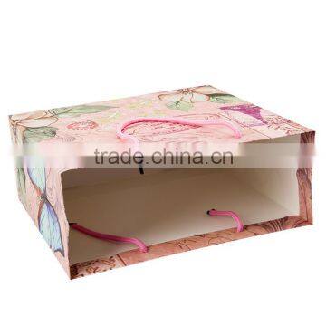 Newest European Stylish Butterfly Printed Paper Shopping Bags Wholesale photo-3