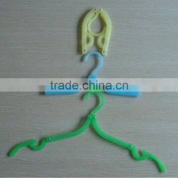 Foldable Clothes Hanger / Dual Folding Hangers