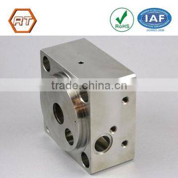 Customized High Precision Metal Machined Parts photo-5